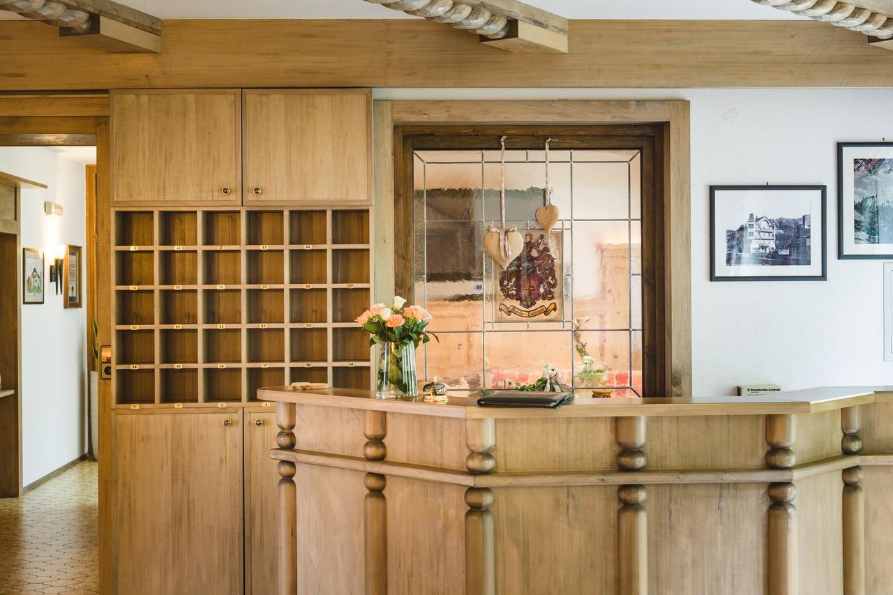 לאדיס Hotel Garni Tirol מראה חיצוני תמונה